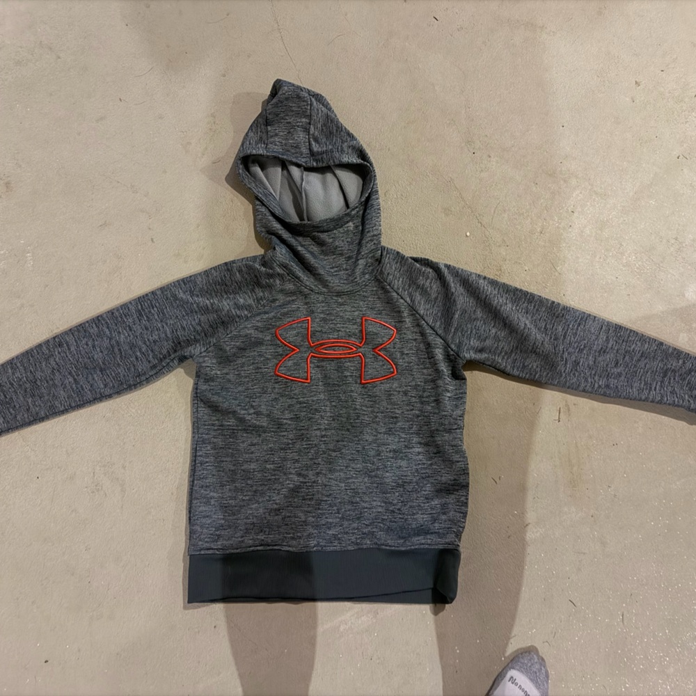 Under Armour Heather Gray Fleece Hoodie